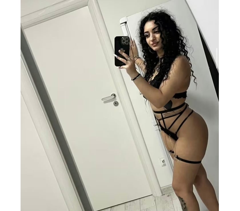 Escorts Reading Reading Town Centre - Reading - Photos for Jasmine Luxury Escort New in Town