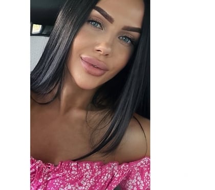 Escort Bush Hill Park Station Enfield - Photos for Viki Ukrainian 🇺🇦🌹