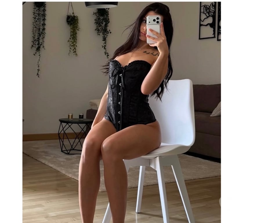 Escorts Hertfordshire Welwyn Hatfield - Photos for Stunning Jade Outcall