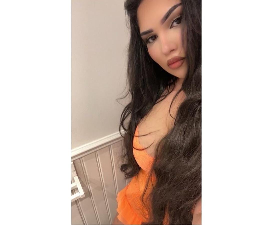 Escorts East London Havering - Photos for Bengali! Warm wet pussy waiting for you