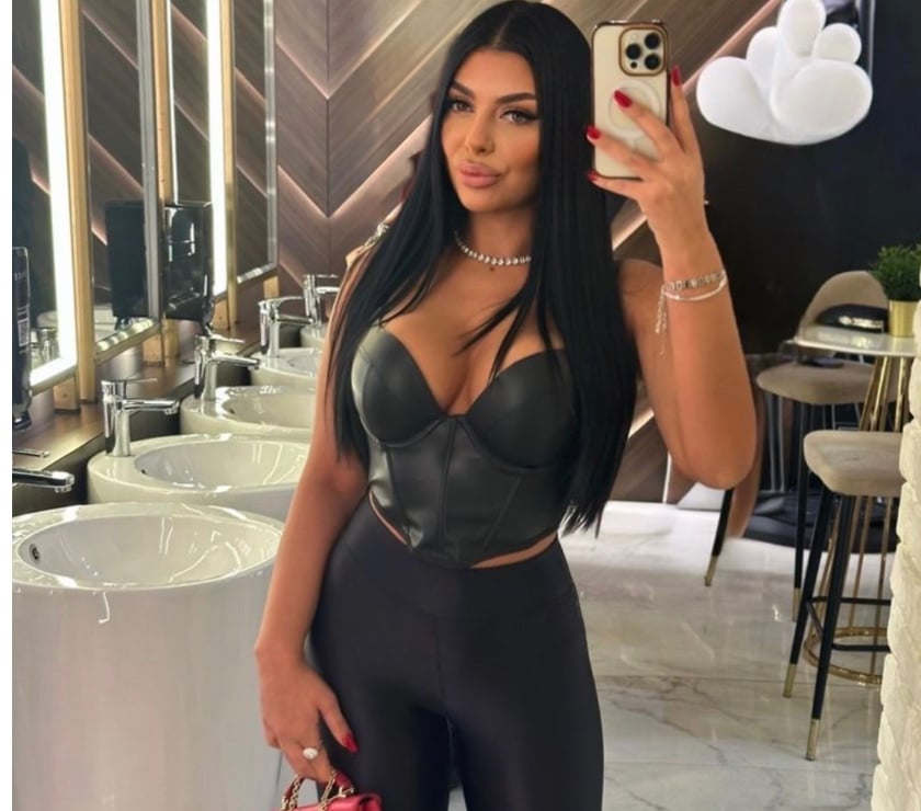  Escorts Wimbledon South West London - Photos for Just arrived🌹24h 🌹party🌹video confirmation