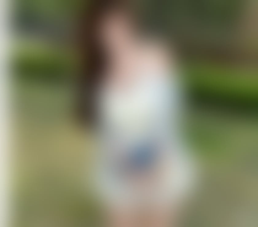 Photos for VIETNAM party girl in canary wharf