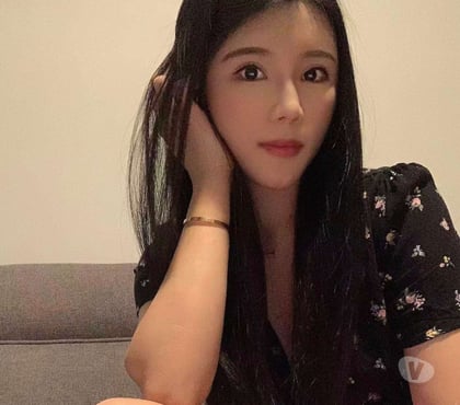 Photos for Chinese party girl in canary wharf