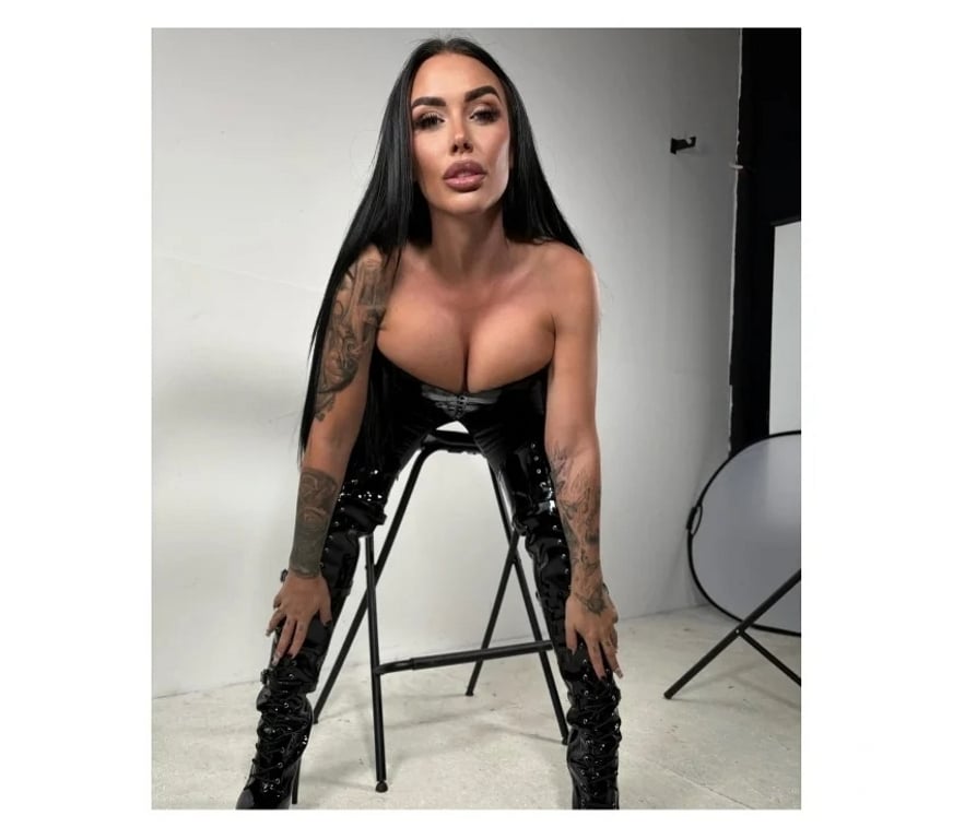 Escorts Windsor and Maidenhead Datchet - Sutton - Photos for 🔥 100% Real Photos ✨ Outcalls to Chingford, East London