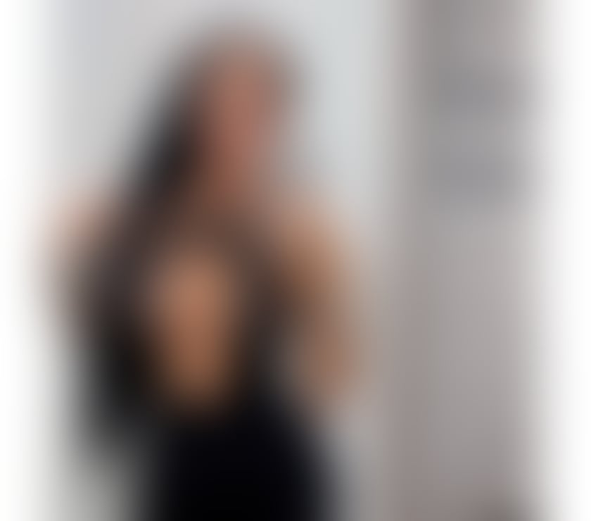 Escorts and Massages London Heathrow Airport Hillingdon - Photos for 🔥 Curvy MILF 💋 Big Ass I am Available in North Harrow