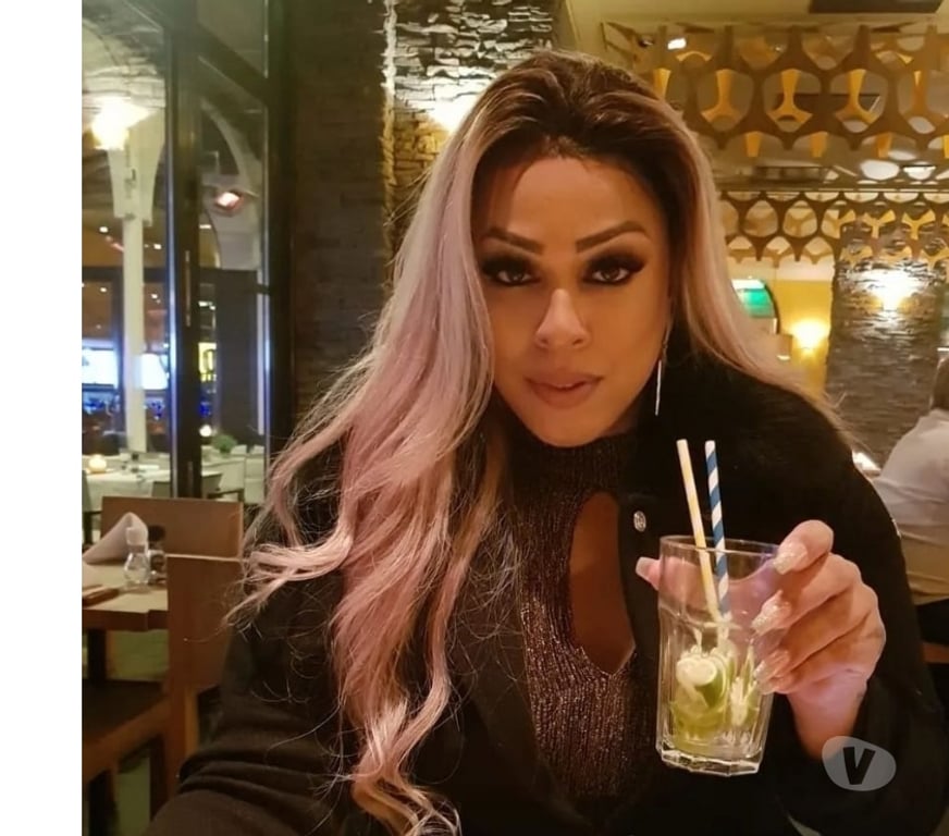 Trans Escorts Slough Slough Town Centre - Slough - Photos for LAURA SHEMAL SEXY, HOT and DOMINATRIX