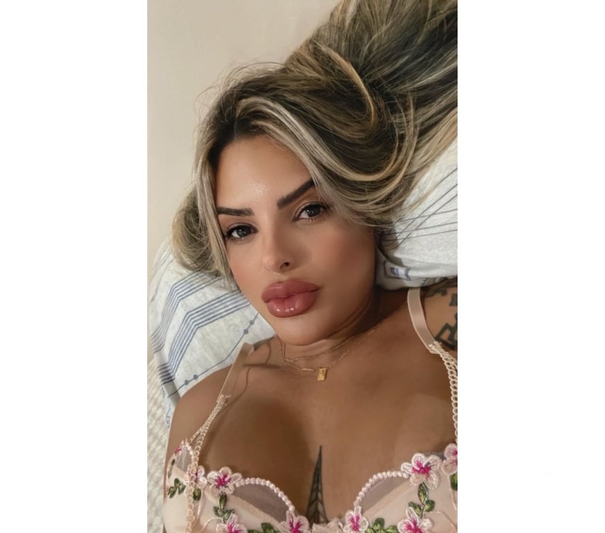 Trans Escorts Cardiff Cardiff City Centre - Cardiff - Photos for Chloe Fernandes. Brazilian