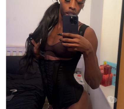 Transsexual Escorts Birmingham City Centre Birmingham - Photos for REE$HA Slim Petite Ebony