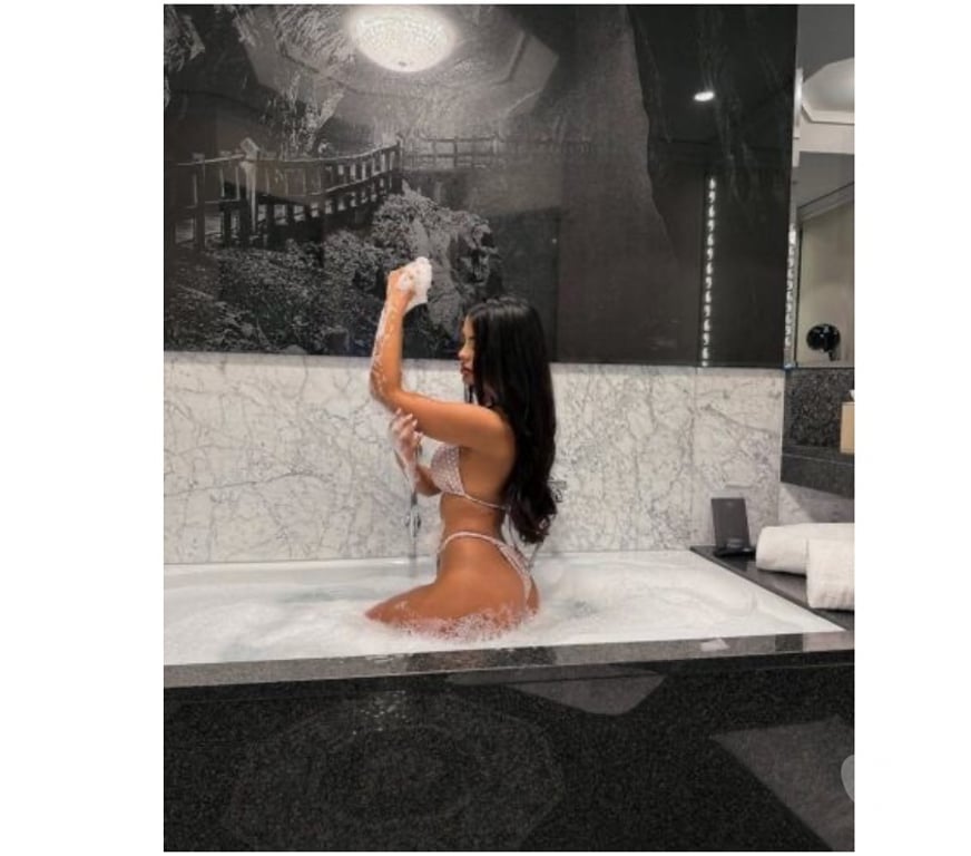 Escorts Essex Uttlesford - Photos for READY FOR PARTY💋❤️ new new new in the area