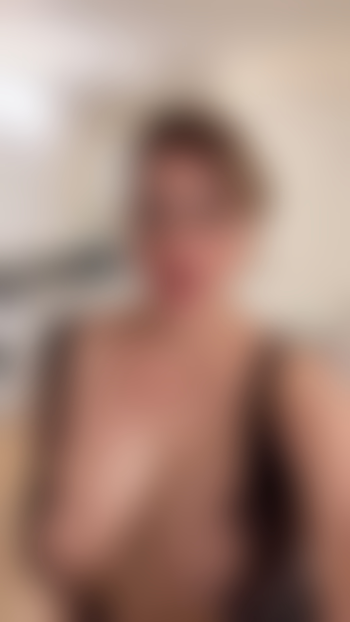 Escorts North London White Hart Lane Station - North London - 