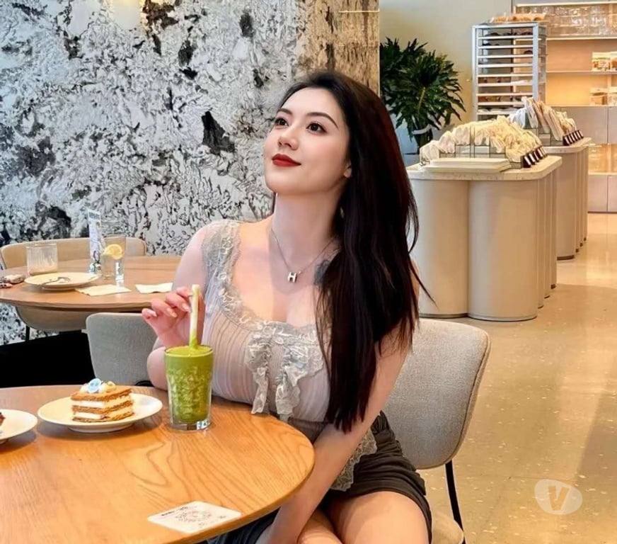 Escorts North London Enfield - Photos for 07392155631 Amazing Asian SERVICE💋Enfield