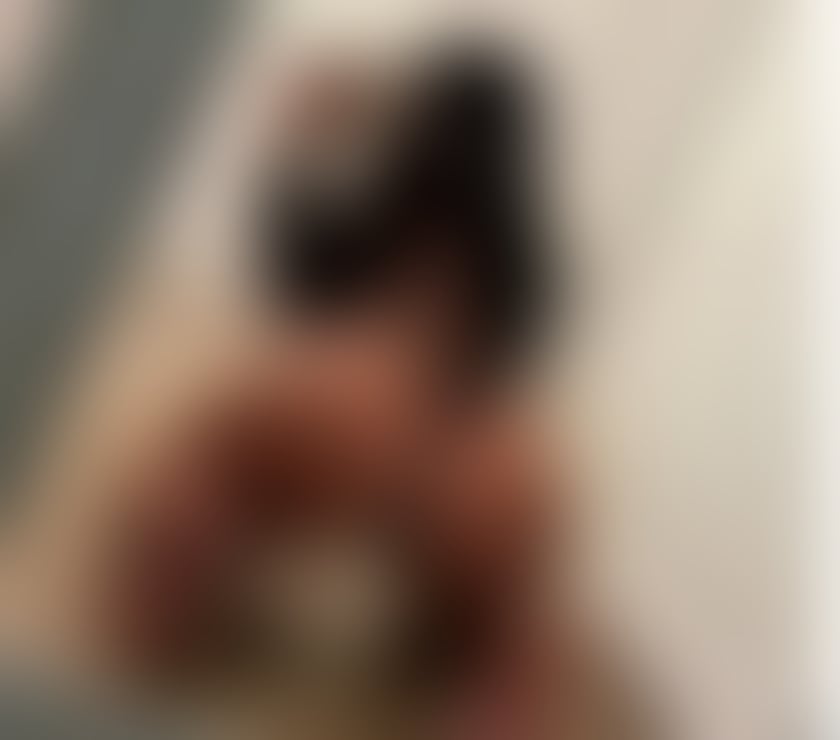 Escort Belfast City Centre (South) Belfast - Photos for New Town available 24 7 full service