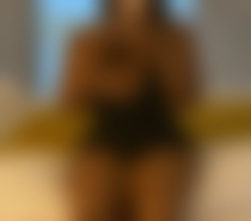 Escorts East London Canning Town - East London - Photos for Sexy Curvy Brandy