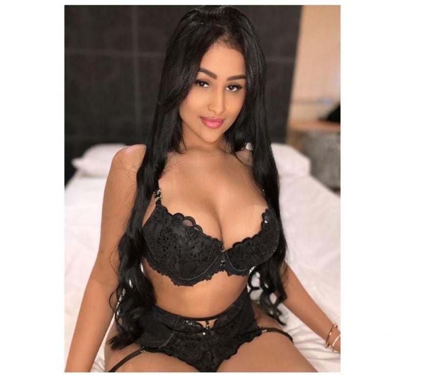 Escorts Devon Exeter - Photos for REGINA INCALL 😘😘😘 HOT GIRL