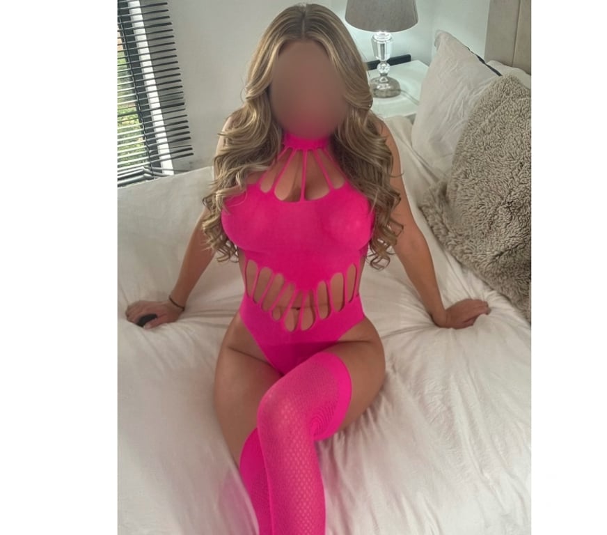 Escorts Bristol Bristol City Centre - Bristol - Photos for Friendly stunning girl . Just few days