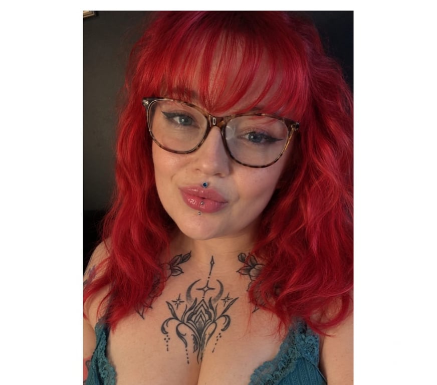Adult Entertainment Cardiff Cardiff City Centre - Cardiff - Photos for BRITISH CURVY REDHEAD MILF BIG JUGS&ASS 07754296400