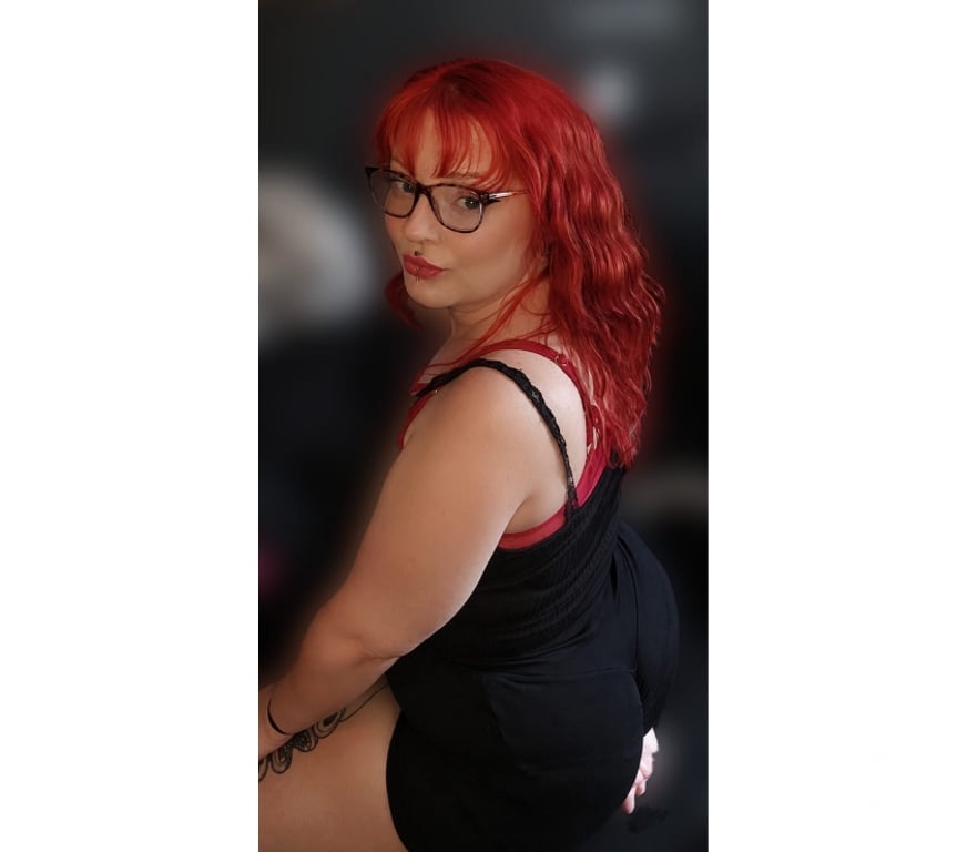 Adult Entertainment Cardiff Cardiff City Centre - Cardiff - Photos for CURVY WELSH REDHEAD MILF BIG JUGS AND ASS 07754296400