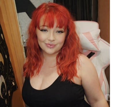 Photos for BRITISH CURVY TATTOO REDHEAD MILF 36G 🍒🤍07754296400