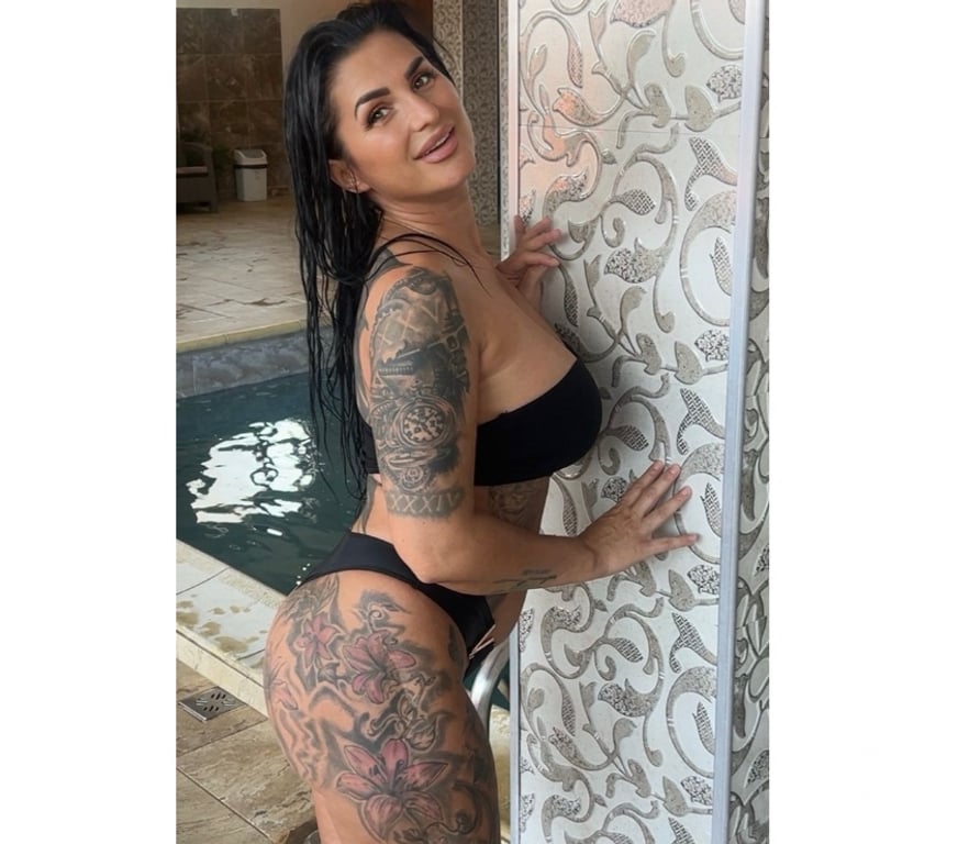 Escorts West Yorkshire Bradford - Photos for Giulya Independent Escort now back again in Bradford