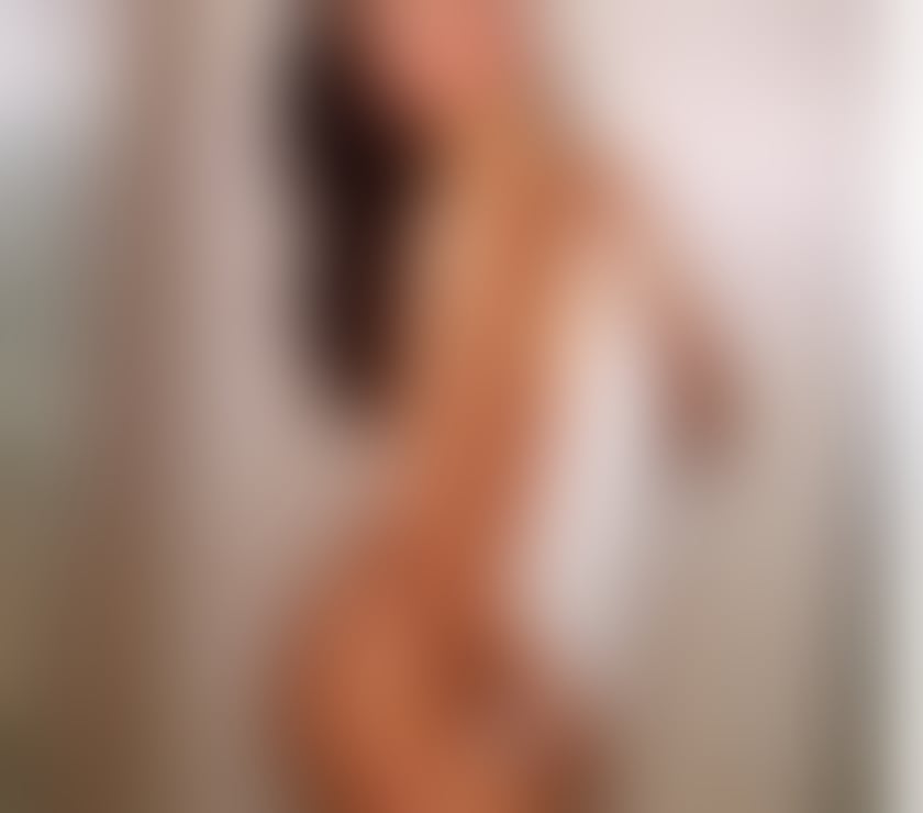 Escorts Essex Chelmsford - Photos for Sensual plays ,seductive companion, superb services ,profess