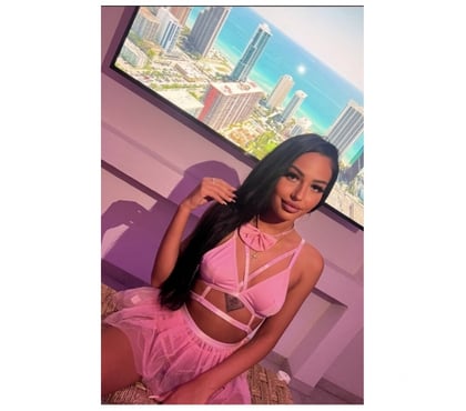 Escorts Northampton West Northamptonshire - Photos for Roberta NOW in town