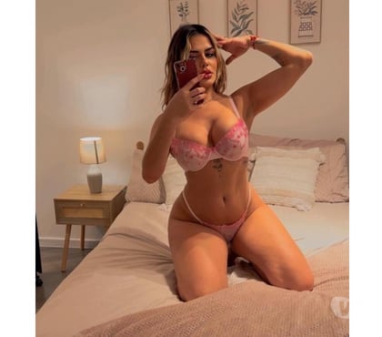 Escorts Wolverhampton City Centre Wolverhampton - Photos for 🥂PARTY GIRL🍾FIVE⭐️SERVICE✨BRAZILIAN 🇧🇷🍸