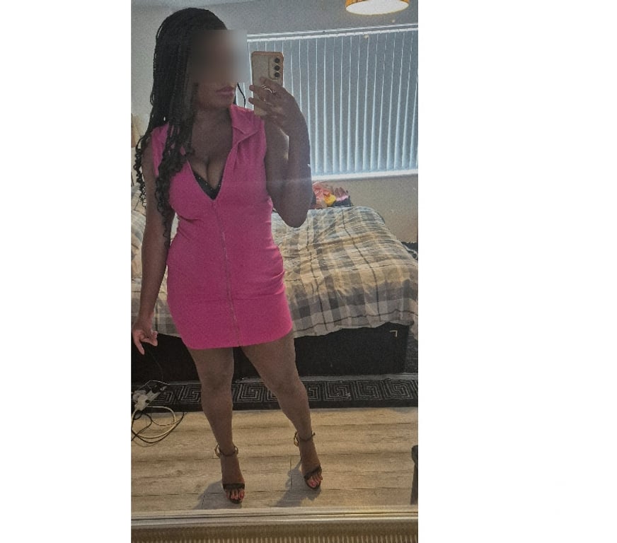 Escorts West Midlands Coventry - Photos for Busty Nubian Ebony Goddess in Coventry