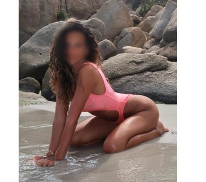  Escorts Saint Albans St. Albans - Photos for OUTCALL Stunning Kim