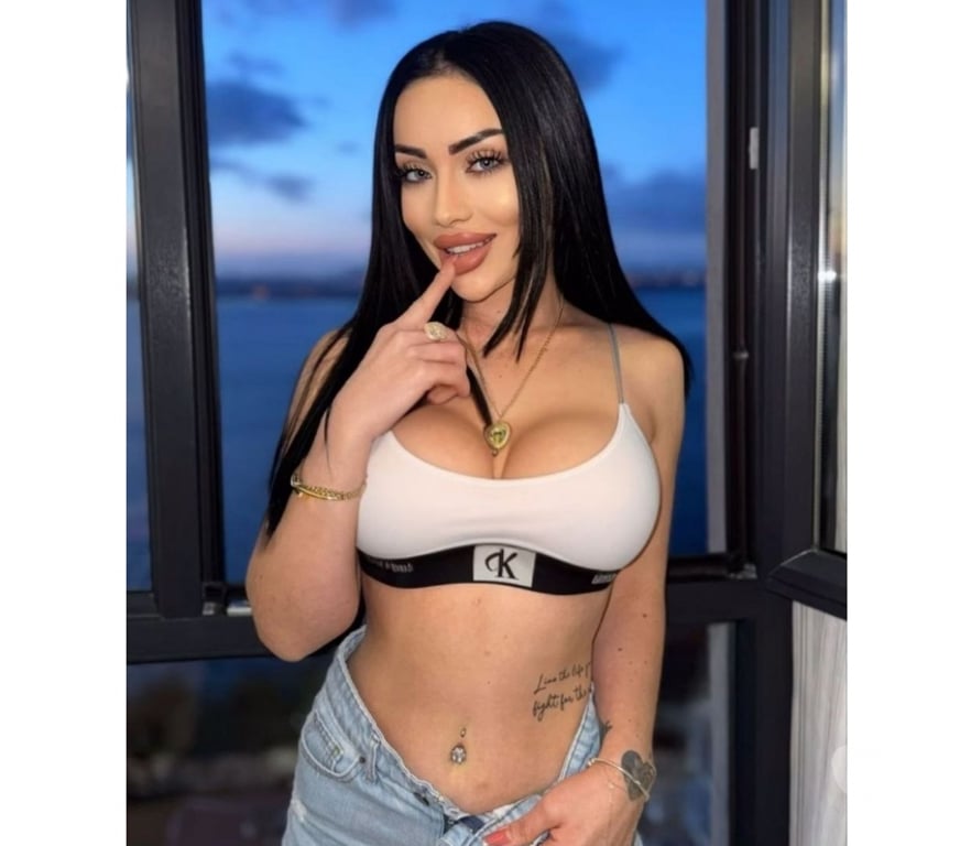 Escorts Central London Marylebone - Central London - Photos for Poly – Charming, Sexy & Impossible to Forget 🔥