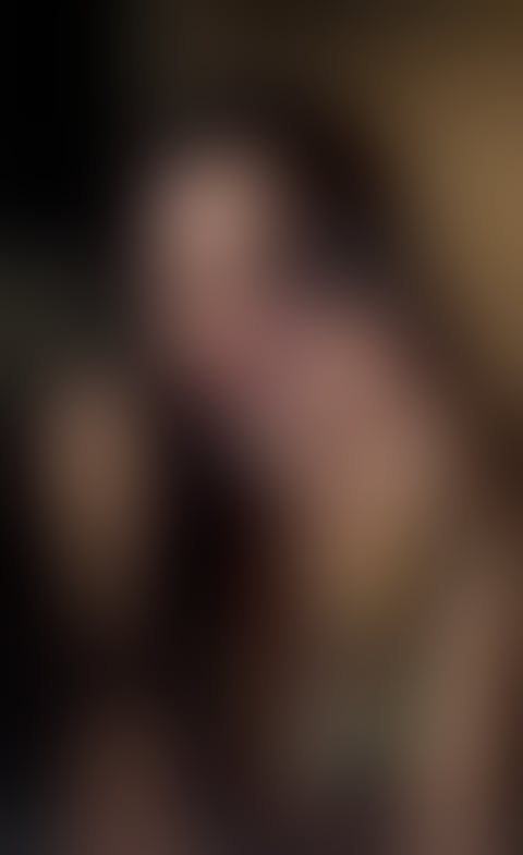 Trans Escorts East London Canary Wharf - DLR Station - East London - 