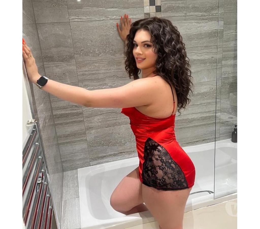 Trans Escorts Slough Slough Town Centre - Slough - Photos for Trans Clara curly hair π³οΈββ§οΈπ§π·π§π·