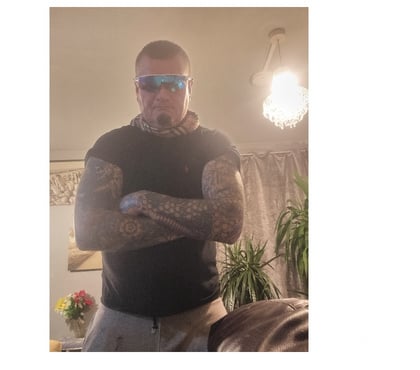 adult personals Cottingley Bridge Bradford - Photos for LOOKINF FOR CASUAL FUN IN THE BED FEMALES ONLY