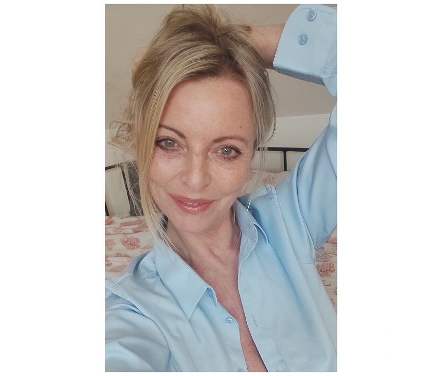 Adult Entertainment Derbyshire Derby - Photos for Naughty Natural British Milf 58yrs Real 34E