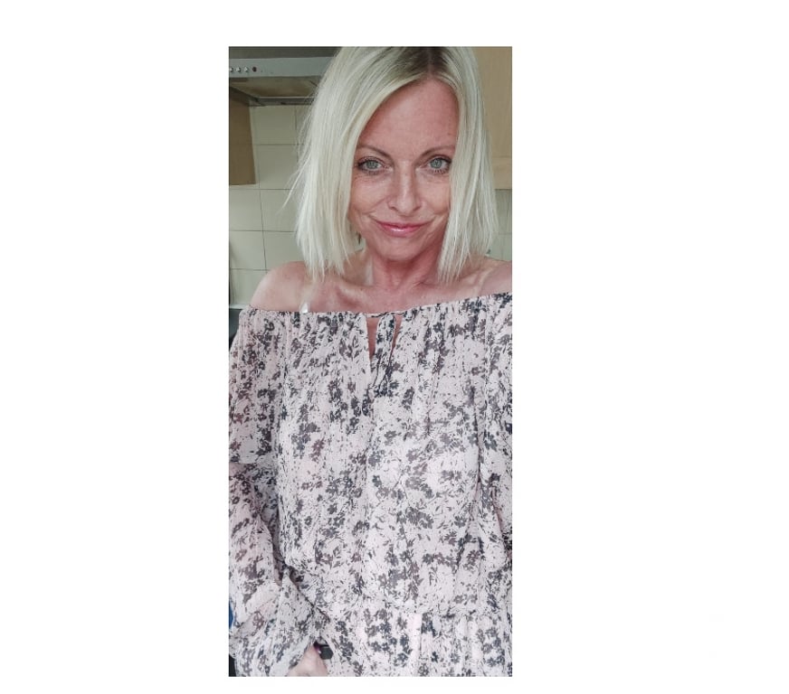 Adult Entertainment Derbyshire Derby - Photos for Naughty Natural Curvy British 57yr old Active now