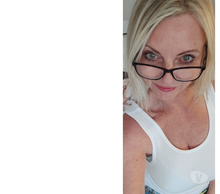 Adult Entertainment Derbyshire Derby - Photos for Naughty Natural Curvy British 57yr old Active now