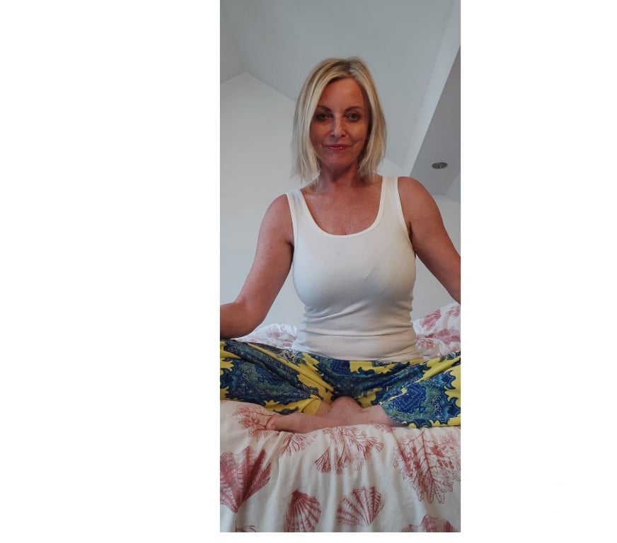 Adult Entertainment Derbyshire Derby - Photos for Naughty Natural Curvy British 57yr old Active now