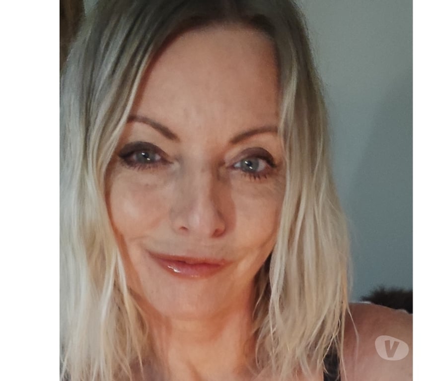 Adult Entertainment Derbyshire Derby - Photos for Naughty Natural British Milf 57yrs Real 34E