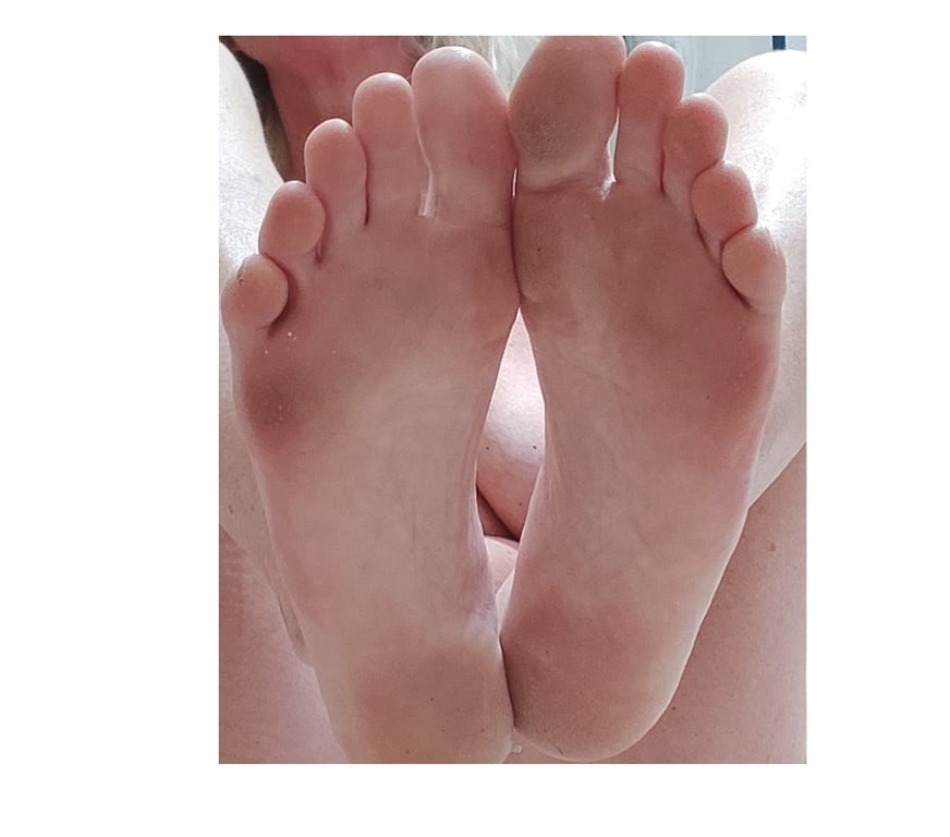 Adult Entertainment Derbyshire Derby - Photos for Naughty Natural Curvy British 57yr old Active now