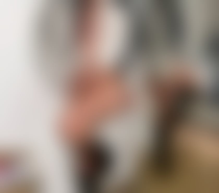 Escorts Cardiff Roath - Cardiff - Photos for Leyla new girl to town party girls 24 hour