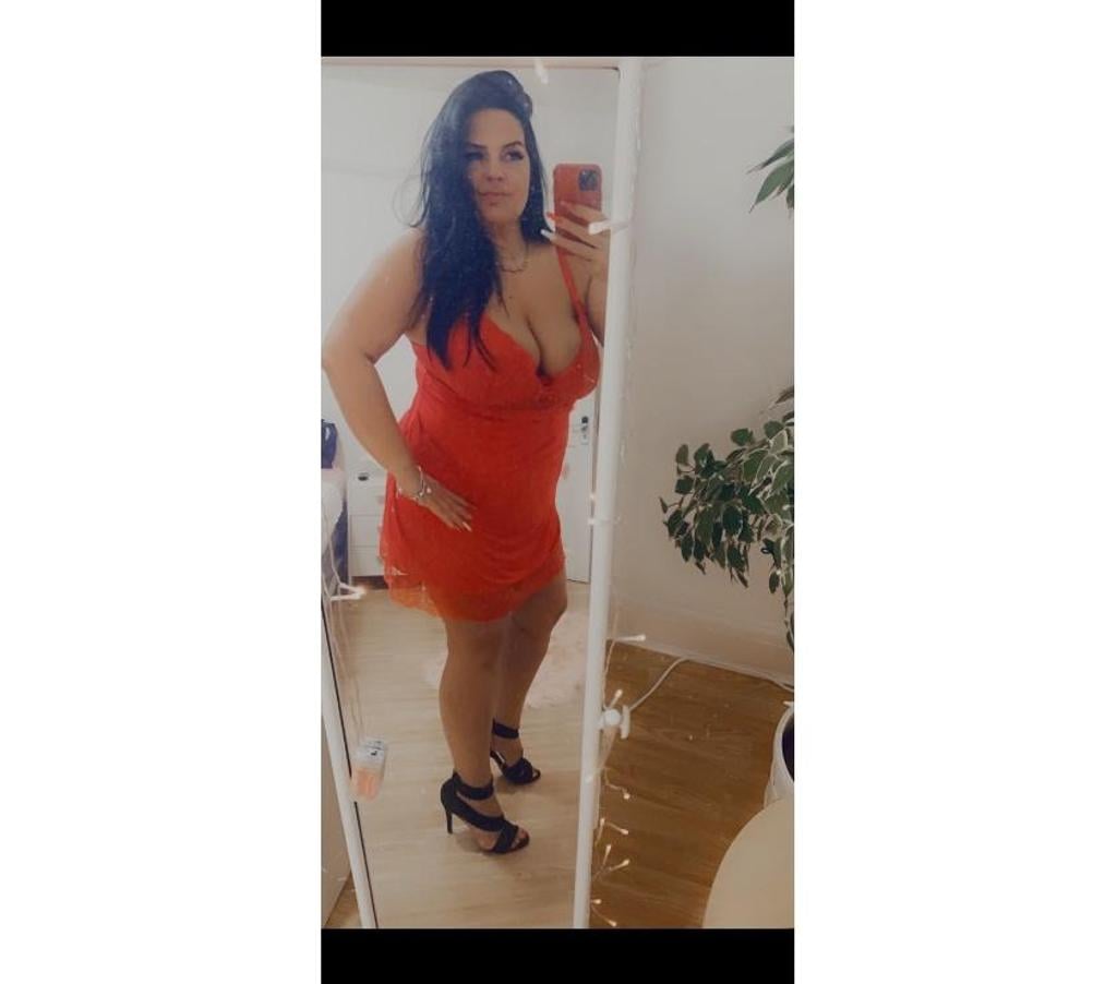 Escorts West London Hillingdon - Photos for Sexy Hungarian party girl Michelle