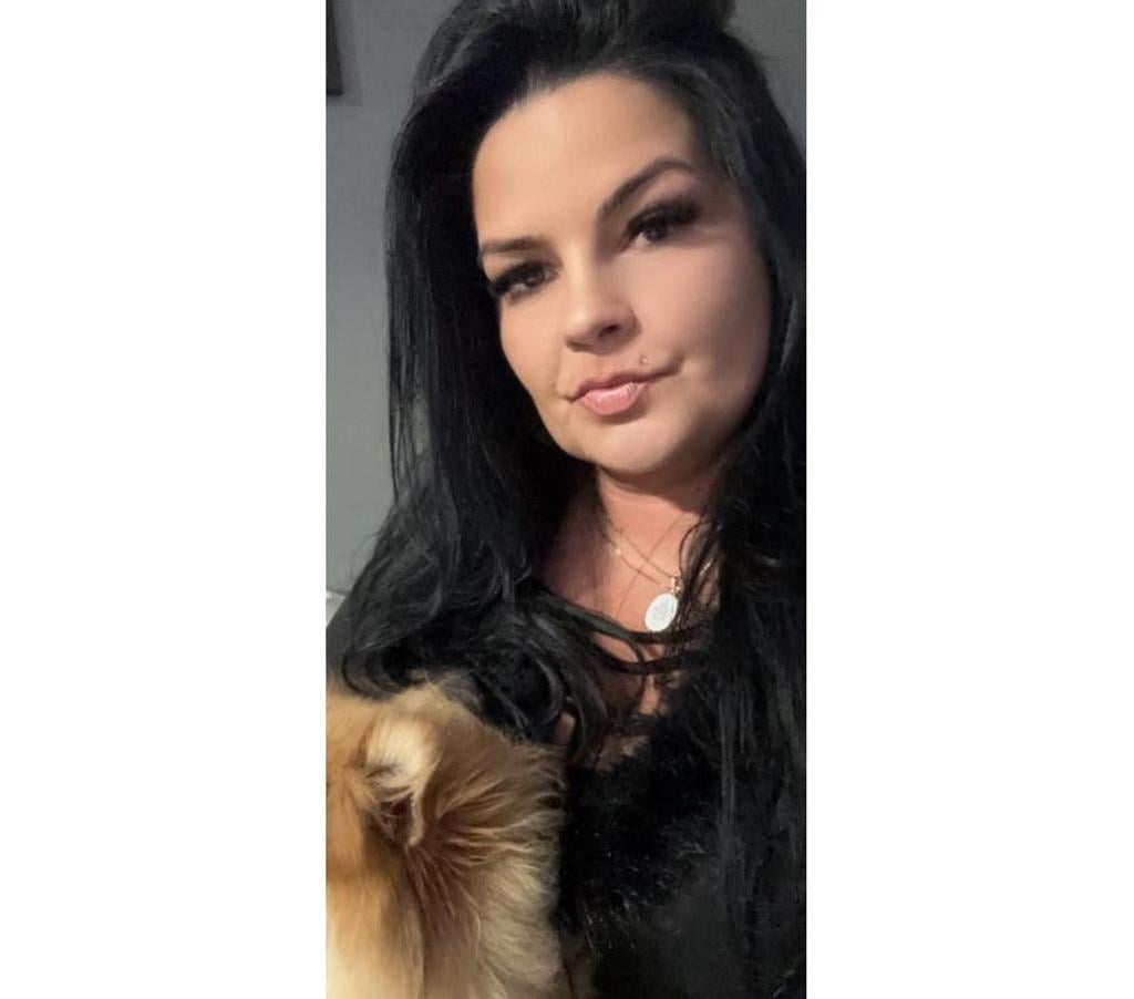 Escorts West London Hillingdon - Photos for Sexy Hungarian party girl Michelle