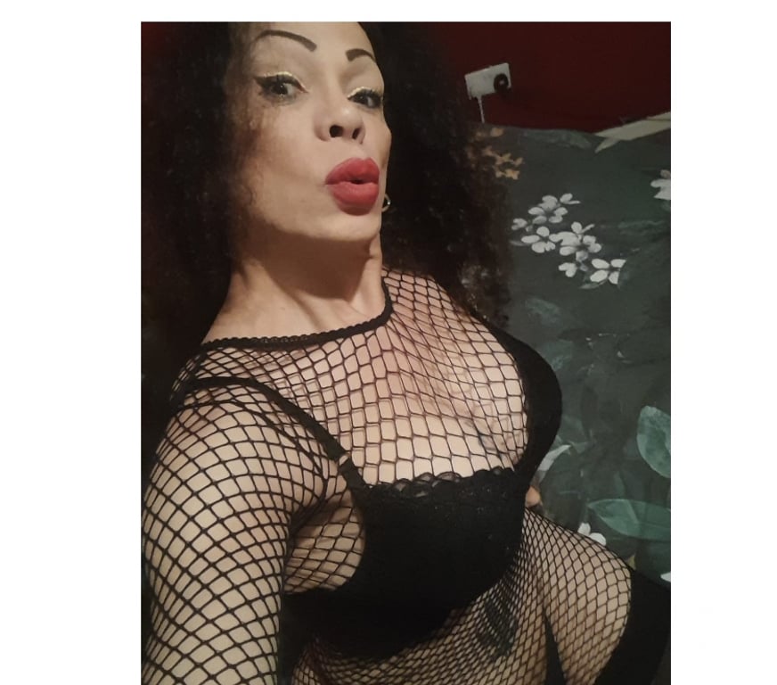 Trans Escorts Essex Thurrock - Essex - Photos for Are You Looking To Experience A Out Of Body Experience ?