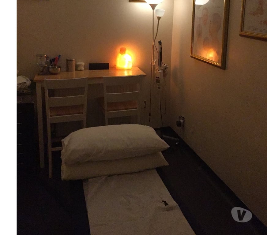 Full body massage Greater Manchester Tameside - Photos for Male Offering Massage for Ladies & Couples Outcall & Incall