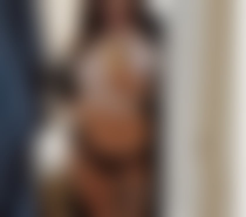 Escorts West Midlands Birmingham - Photos for Sexy stunning milf megan