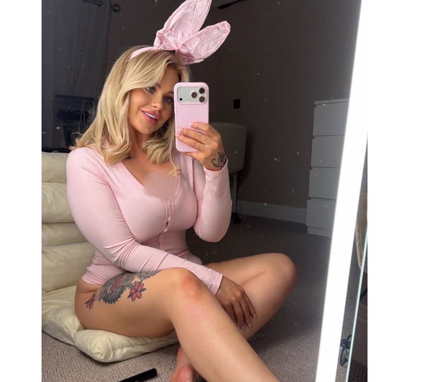 Adult Entertainment South West London Chelsea - South West London - Photos for ENGLISH BARBIE ONLINE NOW UPGRADED 🍉 • +447918079235