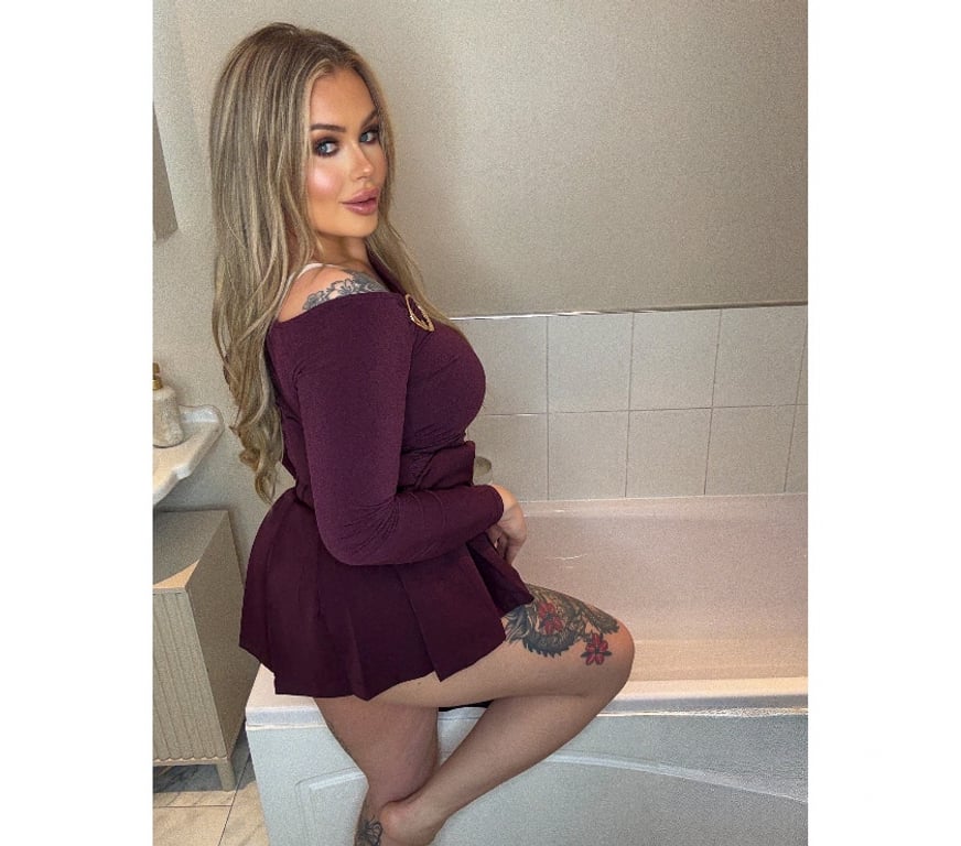 Adult Entertainment South West London Chelsea - South West London - Photos for Blue Eyed ENGLISH BARBIE! NATURAL 32GG! ONLINE +447466345941