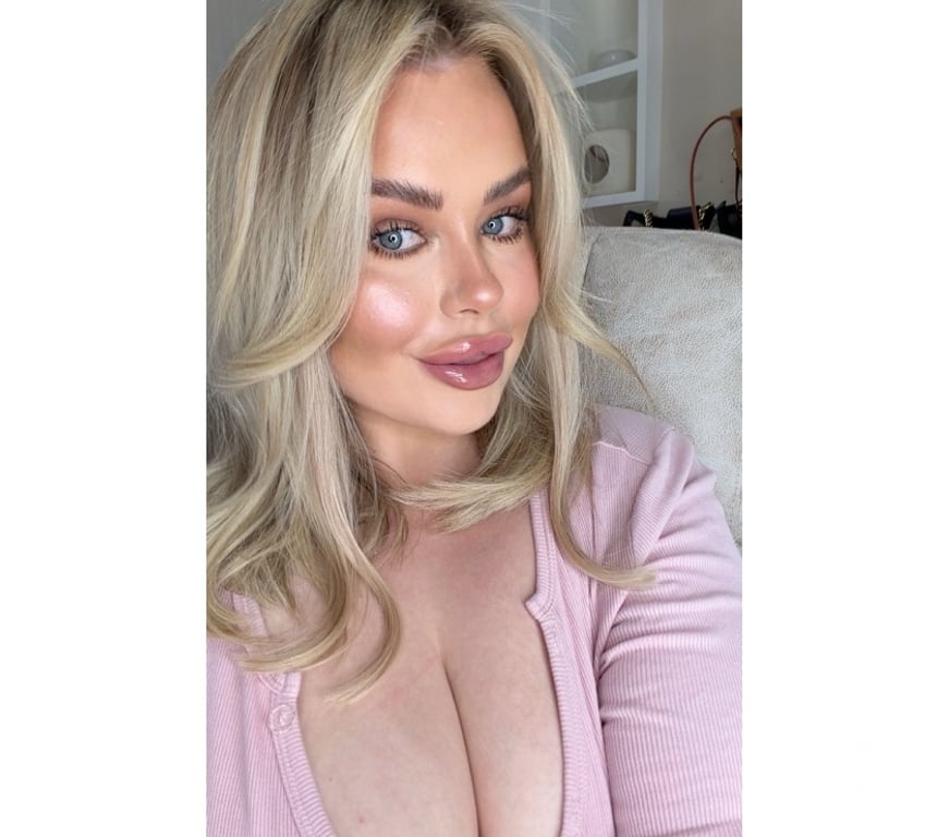 Adult Entertainment South West London Chelsea - South West London - Photos for ENGLISH BARBIE ONLINE NOW UPGRADED 🍉 • +447918079235