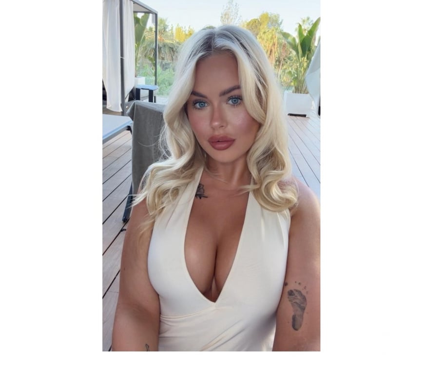 Adult Entertainment South West London Chelsea - South West London - Photos for 🔥 ENGLISH S!UT ONLINE NOW! HUGE🍉 JUICY🍑 07386375420