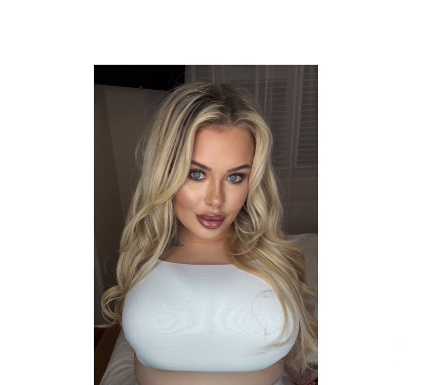 Adult Entertainment South West London Chelsea - South West London - Photos for Blue Eyed BRITISH Blonde! ONLINE 4 VID CALLS +447466345941