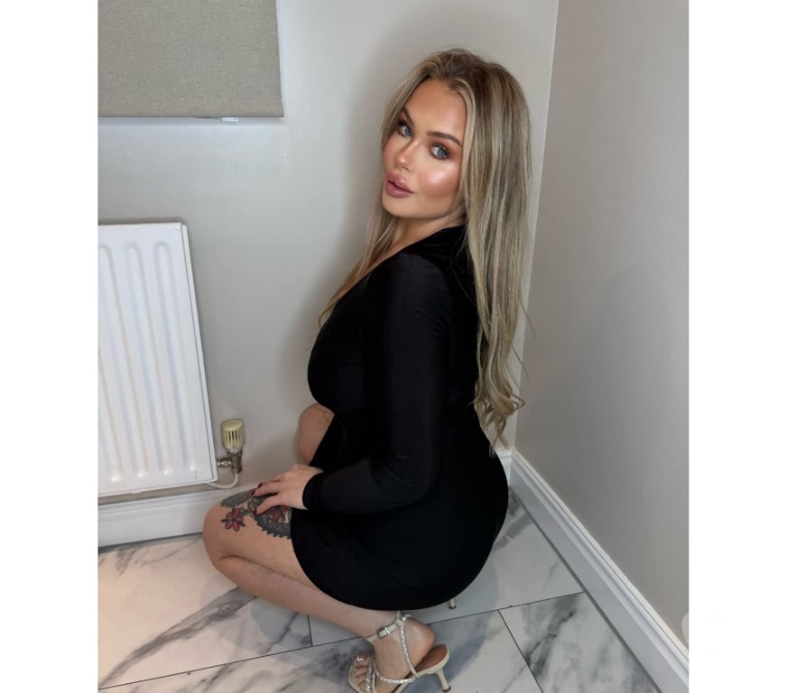 Adult Entertainment South West London Chelsea - South West London - Photos for Blue Eyed ENGLISH BARBIE! NATURAL 32GG! ONLINE +447466345941